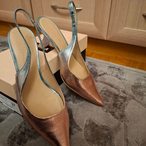 Zinda women's pumps size 37 like new, blue and pink