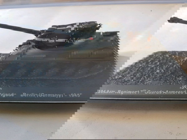 Συλλεκτικό παιχνίδι 1/43