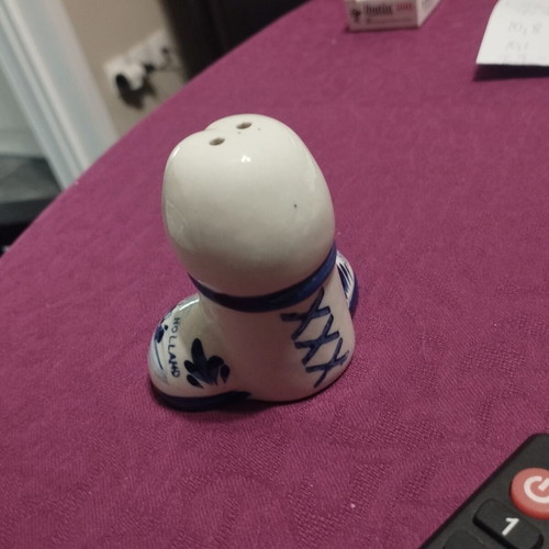 Salt shaker penis phallus new, Dutch porcelain