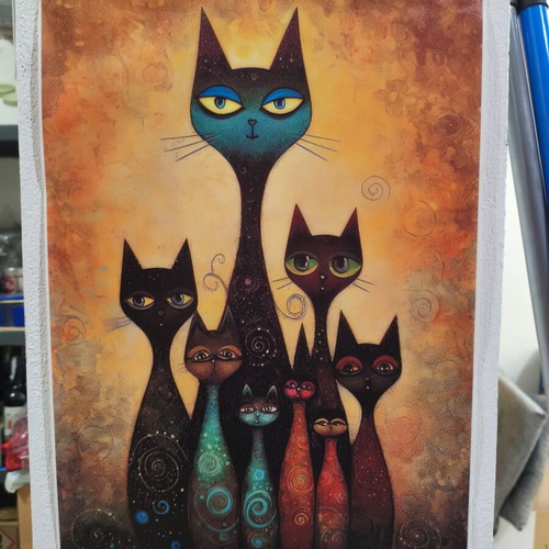 Canvas posters used, various sizes 30x40 to 50x100 cm