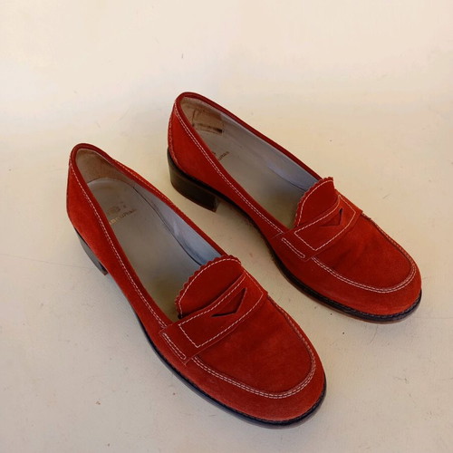 Vavoulas castor moccasins used, brick color