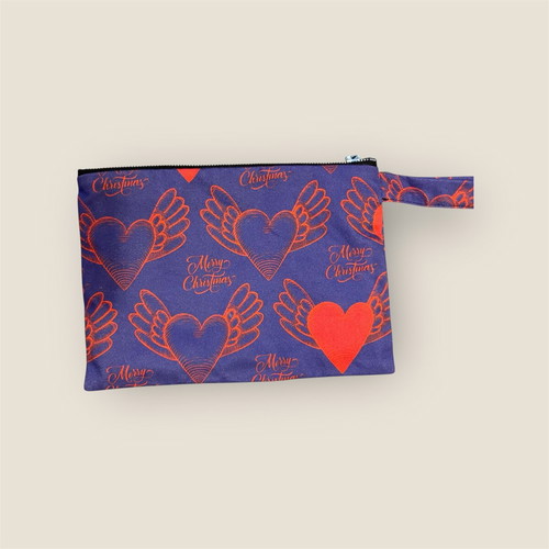 Bleecker & Love Handbag like new with heart pattern