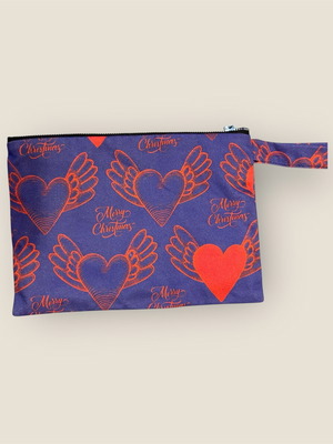 Bleecker & Love Handbag like new with heart pattern
