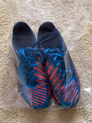 Adidas football shoes used, size 38 2/3