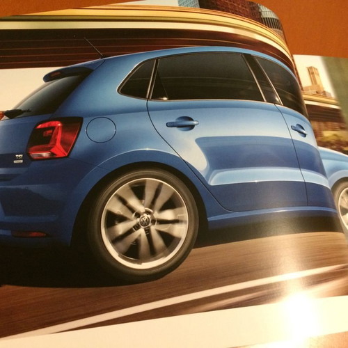 Προσπέκτους Volkswagen Polo 2015 σαν καινούργιο