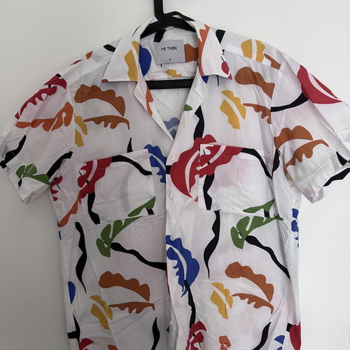 Short Sleeve Shirt Me Then Athens size L like new, white and blue