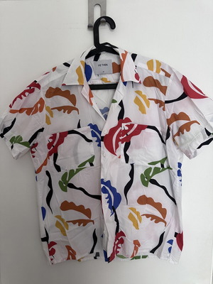 Short Sleeve Shirt Me Then Athens size L like new, white and blue