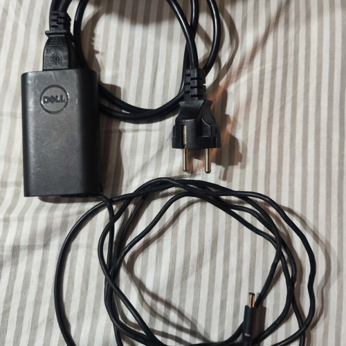 Dell Laptop Charger 45W used