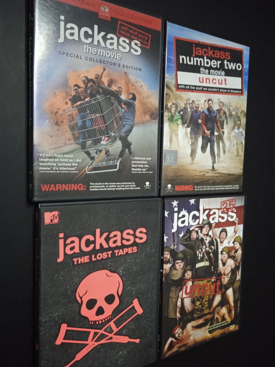 Jackass DVD collection like new, 8 discs… - € 60,00 - Vendora.cy