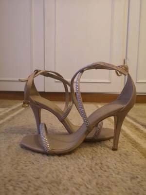 Nak sandals like new, nude color, size 38