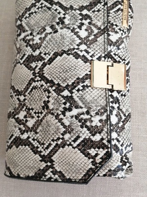 Bag to Bag animal print clutch bag with chain, new