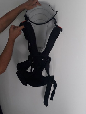Chicco baby carrier like new