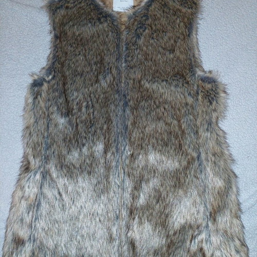 Synthetic sleeveless fur vest new, size Large, beige brown