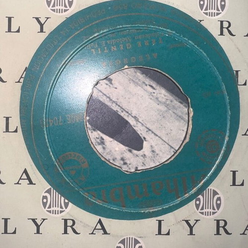 Vinyl records used, rare collection with sleeves