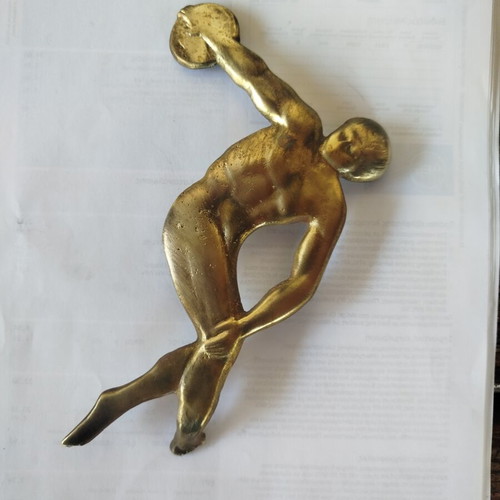 Decorative brass statue of ancient Greek Discobolus by Myron used