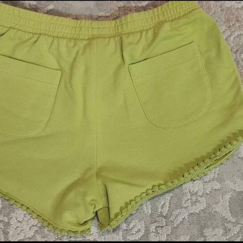 Mayoral Light Green Shorts for Girl 8 Years 128 cm Like New