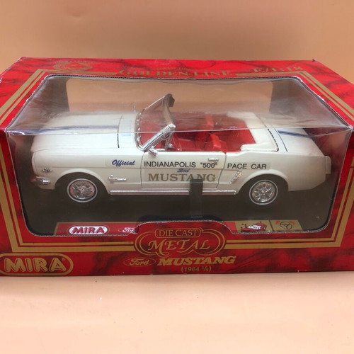 Ford Mustang Blanc "Indianapolis 500 Pace Car" 1964 Mira used 1/18 model