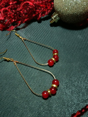 Handmade gold-colored hoop earrings with red-gold stone new