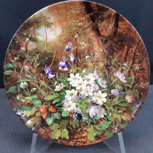 Furstenberg Wild Flowers wall plate new, collectible porcelain