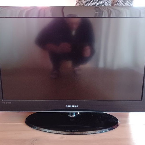 Samsung 32 Inch Full HD TV with New Cosmote Skyworth HY4415 Box