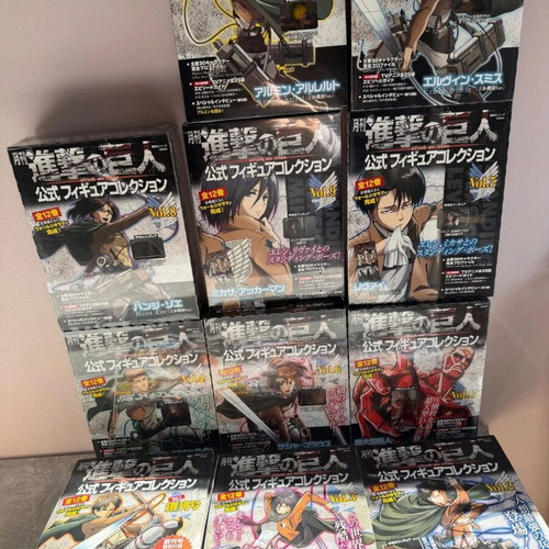 Attack On Titan Official Figure Collection set of 11 volumes new