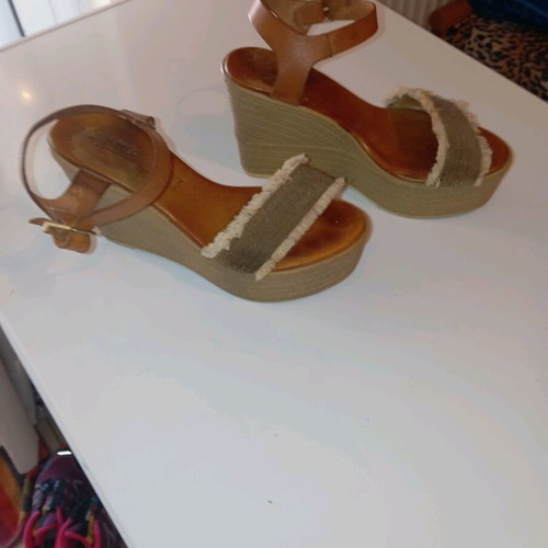 Wedge sandals size 38 used, brown with leather straps