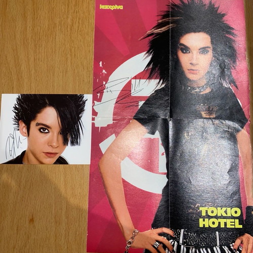 TokyoHotel poster used with autograph