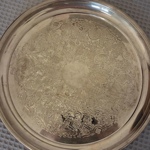 Vintage Silverplate Serving Tray used, 29cm, round