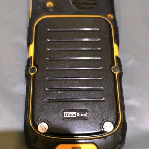 MaxCom phone like new, yellow, durable for tough use