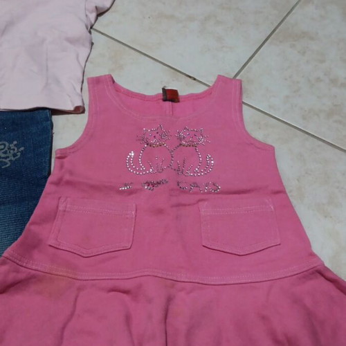 Baby clothing set like new, t-shirt with jeans and dress, 2 years