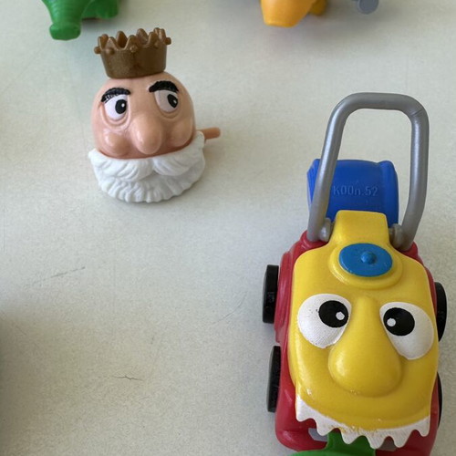 Vintage Kinder Surprise figures collection, 18 pieces, like new