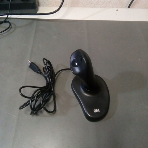 3M ergonomic mouse like new