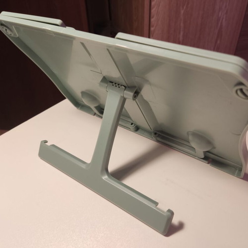 Plastic folding book stand like new