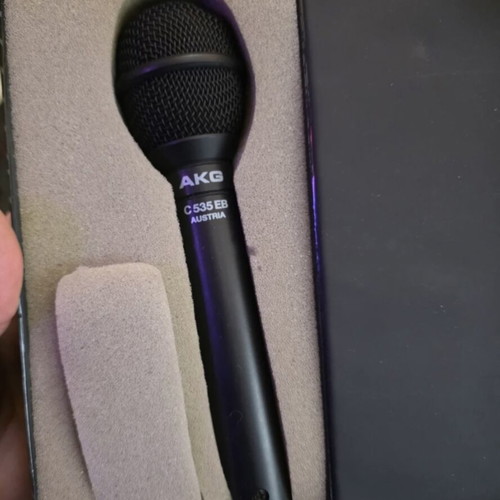 AKG C535 Austria microphone like new in box