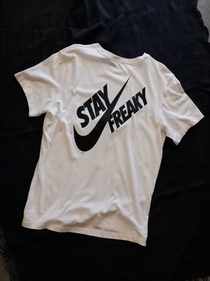 Nike T-shirt καινούργιο, μαύρο και άσπρο, μέγεθος L
