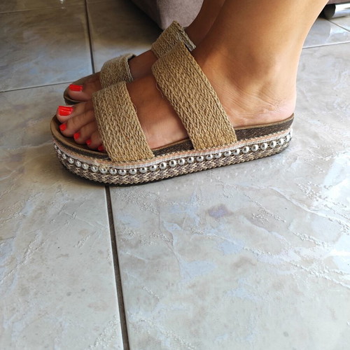 Flatform sandals like new, beige with straw details, size 38