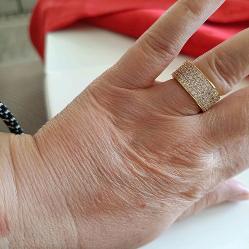Women's ring new, wide pavé crystal design, gold color