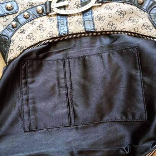 Guess Y2K shoulder bag vintage, like new, monogram canvas