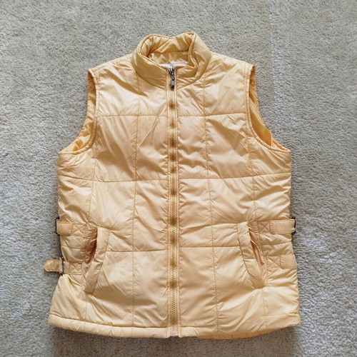 Sleeveless vest used, yellow, size medium