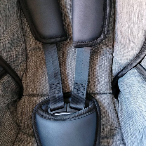 Car seat egg like new