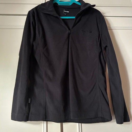 Campri M soft and thin fleece, black color.