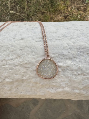 Oxette rose gold necklace new with white metal specks