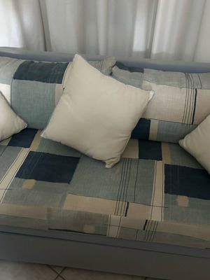 3θεσιος καναπές κρεβάτι σαν καινούργιο με συρτάρι για 2 άτομα