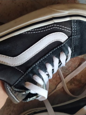Vans shoes used, size 37, black and white sneakers