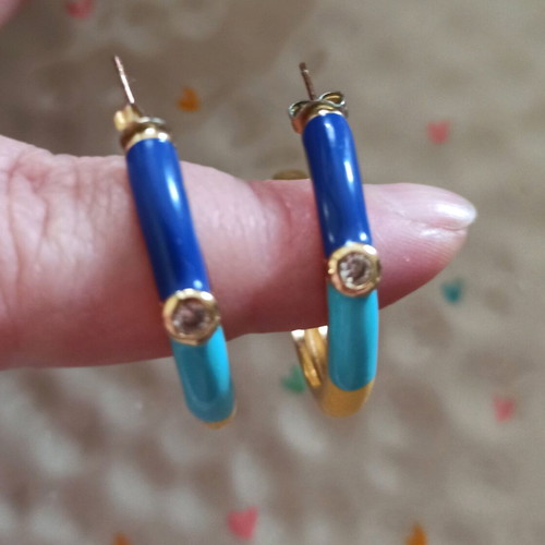 Striped multicolor hoop earrings made of steel like new