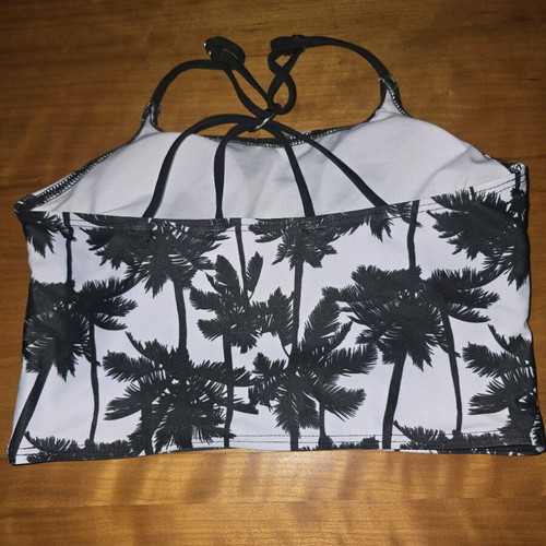 Blouse like new, size S, black and white