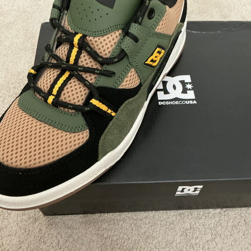 DC Sneakers size 44.5, green