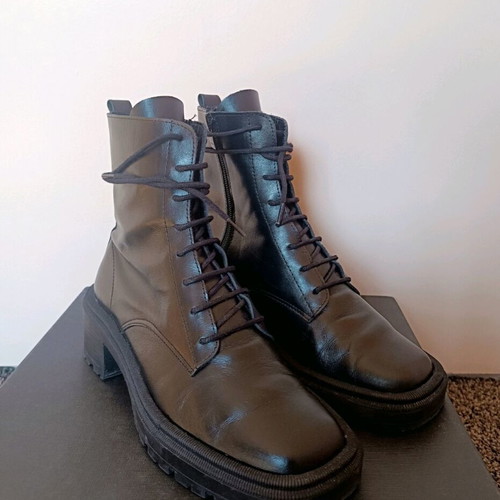 Fratelli Petridi leather black ankle boots like new, size 36-37