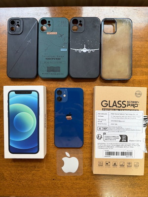 iPhone 12 mini 128GB μπλε μεταχειρισμένο με 4 tempered glass και 4 θήκες
