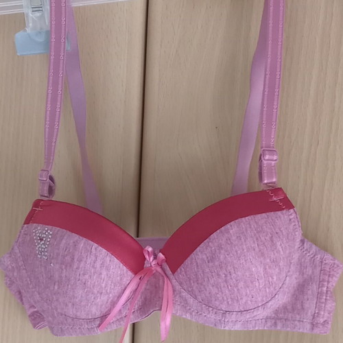 Bra, red